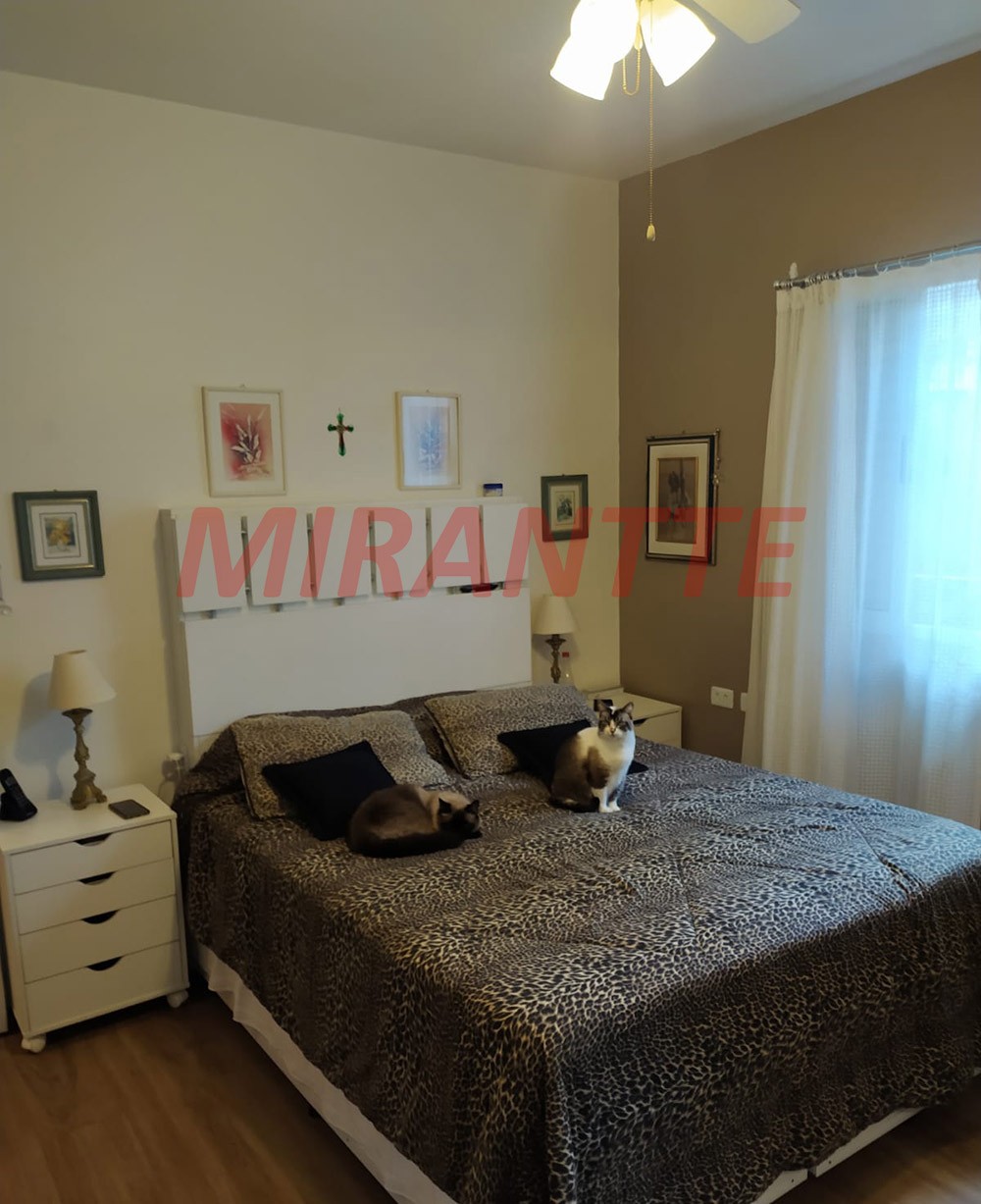 Sobrado de 377m² com 3 quartos em Vila Rosália