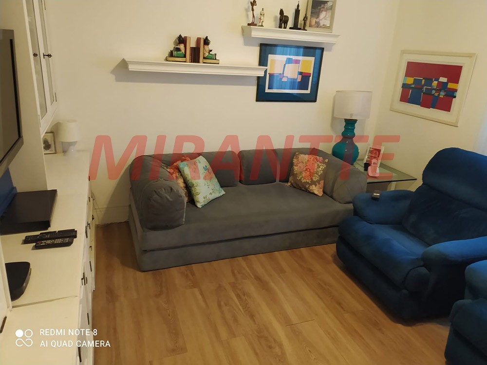 Sobrado de 377m² com 3 quartos em Vila Rosália