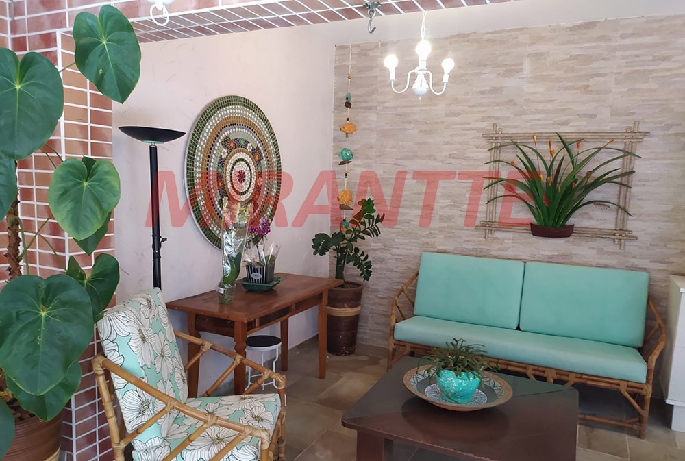 Sobrado de 377m² com 3 quartos em Vila Rosália