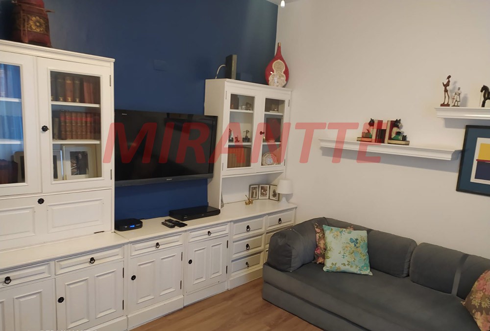 Sobrado de 377m² com 3 quartos em Vila Rosália