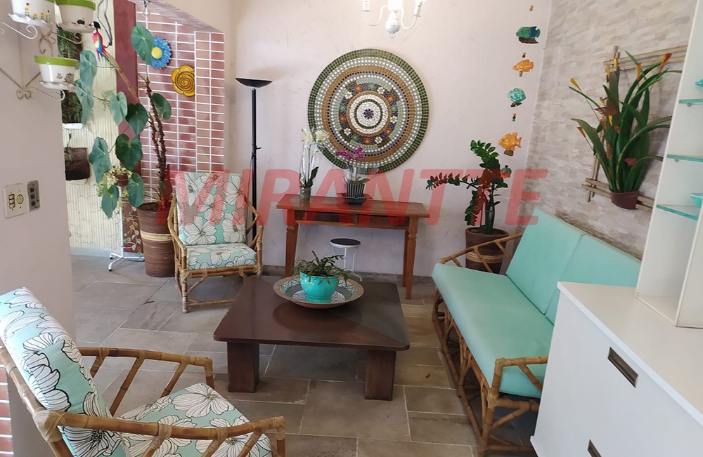 Sobrado de 377m² com 3 quartos em Vila Rosália