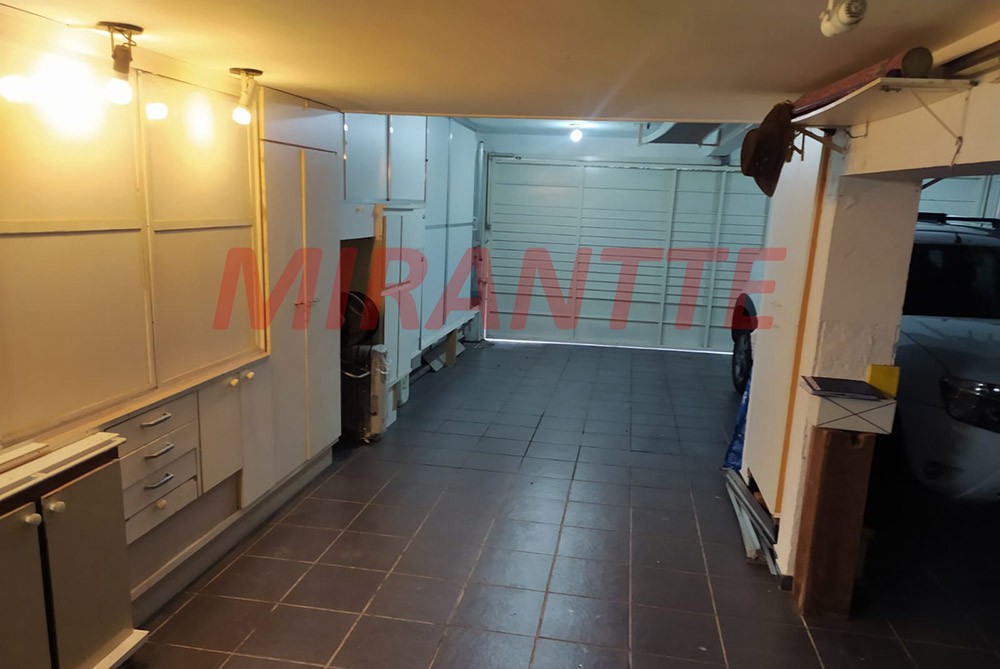 Sobrado de 377m² com 3 quartos em Vila Rosália