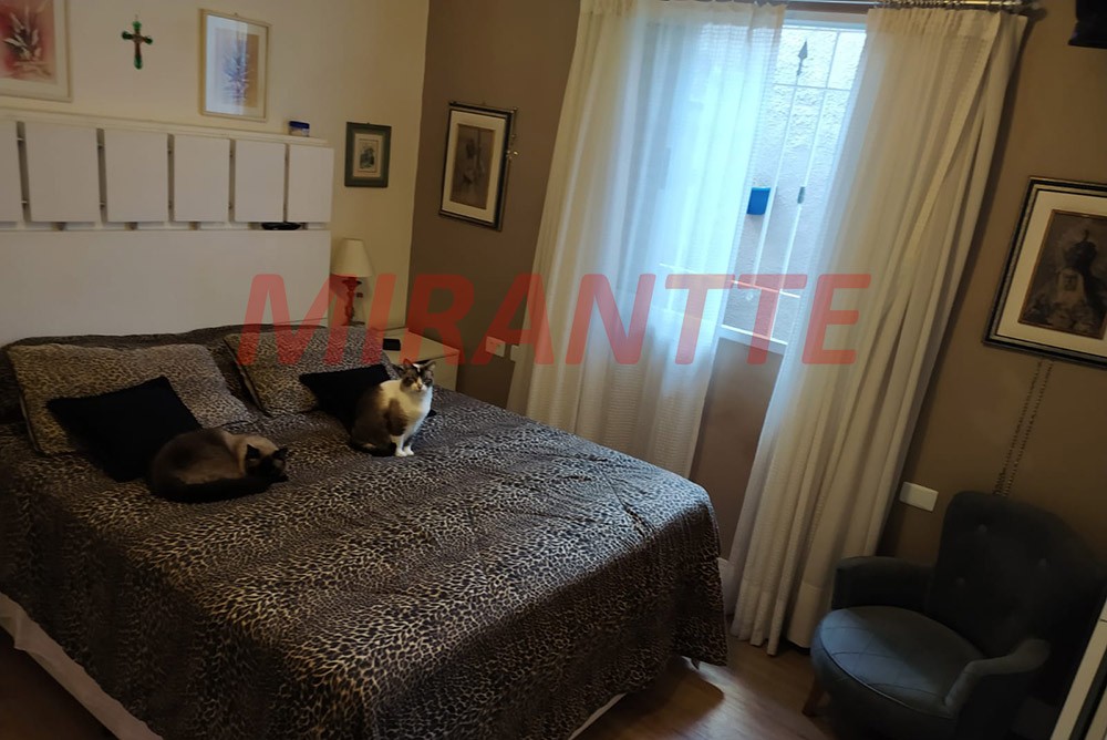 Sobrado de 377m² com 3 quartos em Vila Rosália