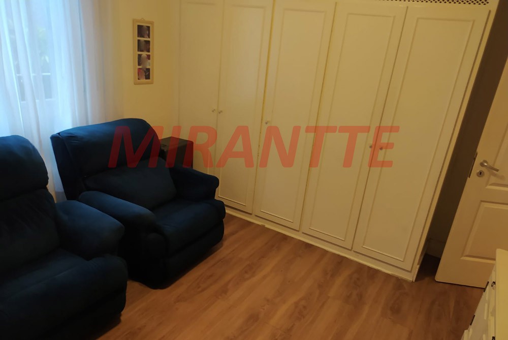 Sobrado de 377m² com 3 quartos em Vila Rosália