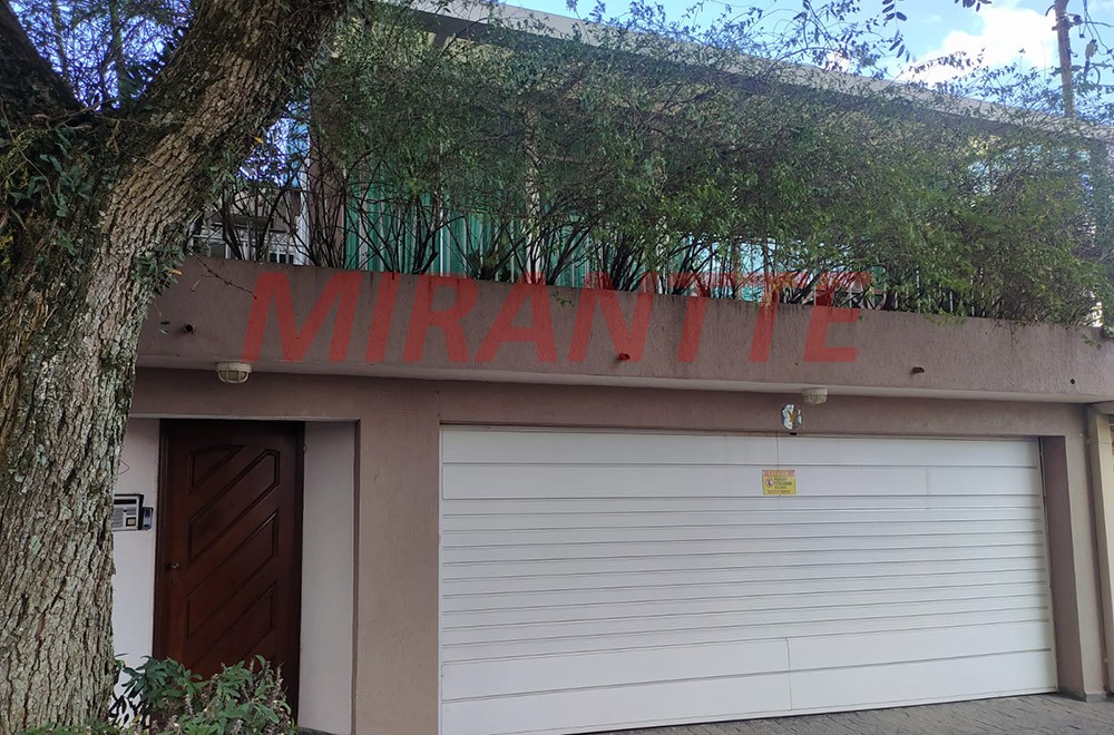 Sobrado de 377m² com 3 quartos em Vila Rosália
