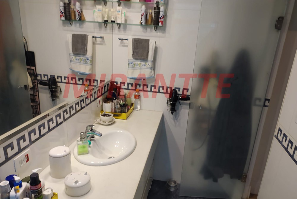 Sobrado de 377m² com 3 quartos em Vila Rosália