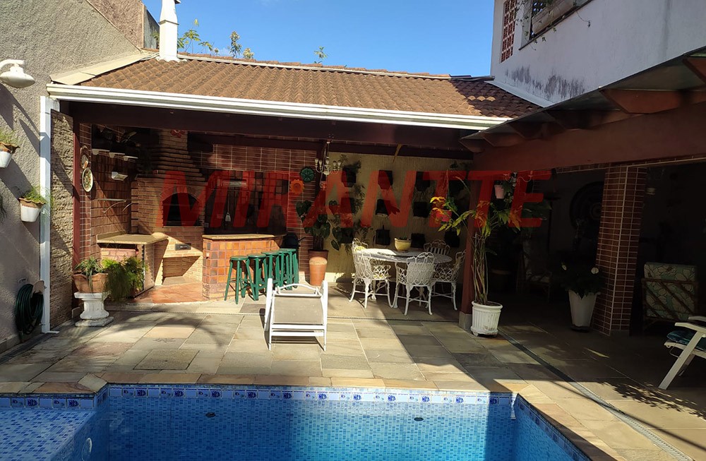 Sobrado de 377m² com 3 quartos em Vila Rosália