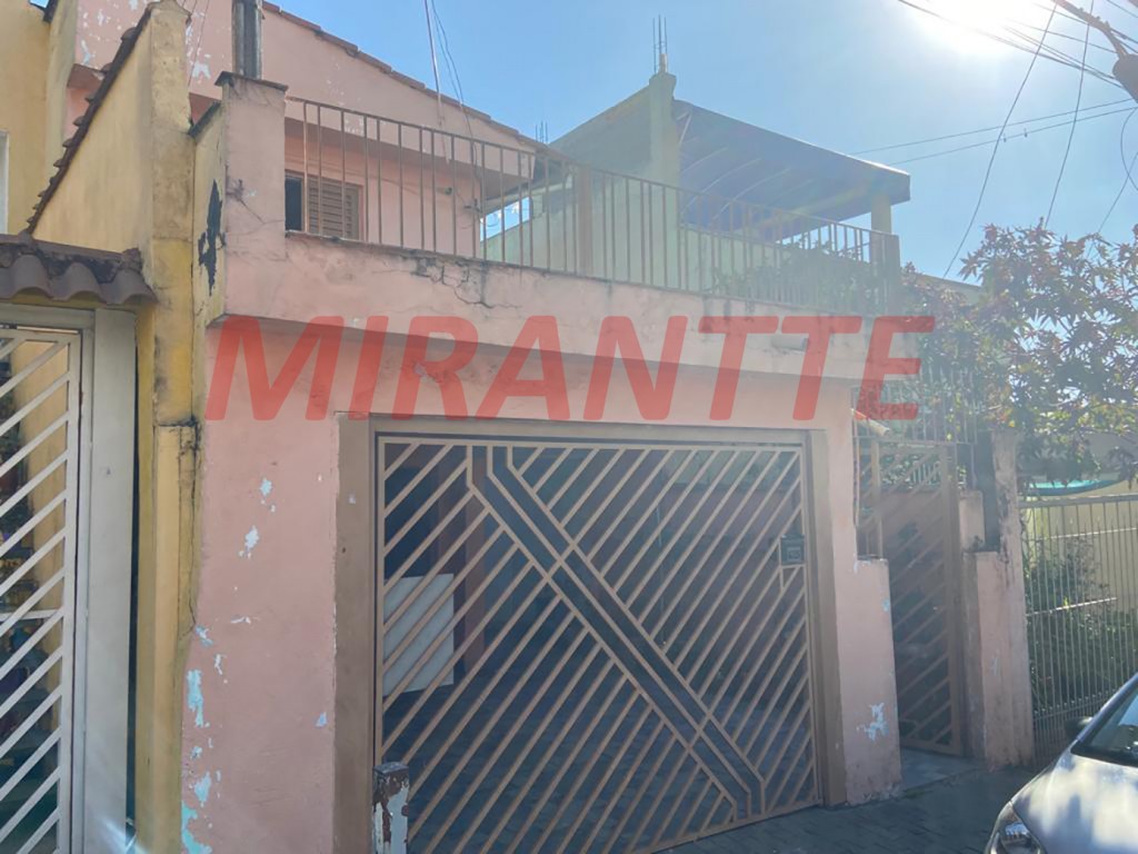 Sobrado de 96m² com 5 quartos em Vila Constanca