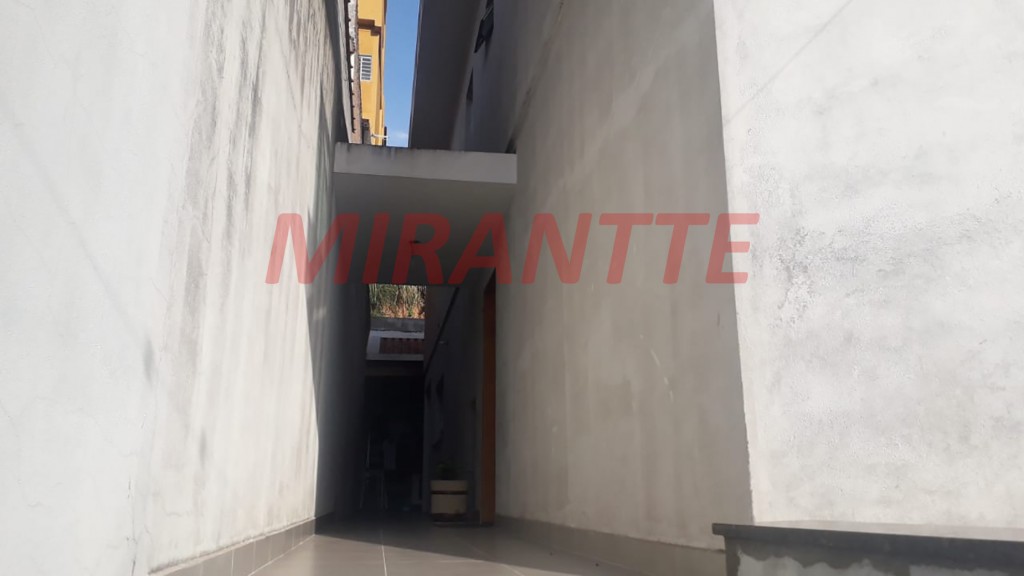Sobrado de 144m² com 2 quartos em Jardim Peri
