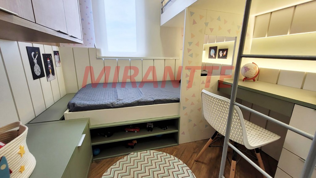Apartamento de 42m² com 2 quartos em Vila das Palmeiras