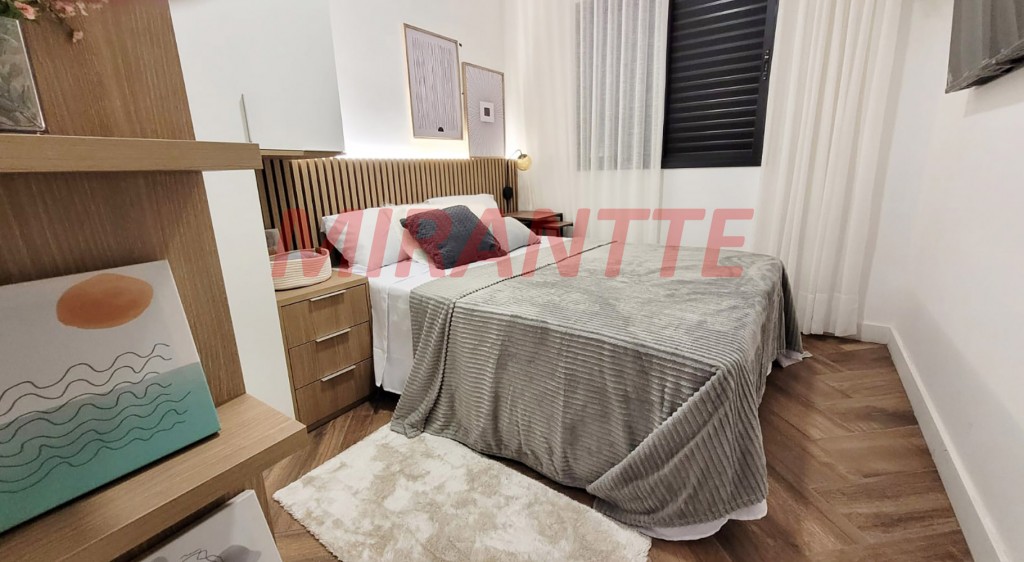 Apartamento de 42m² com 2 quartos em Vila das Palmeiras
