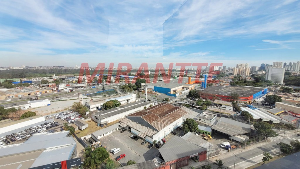 Apartamento de 42m² com 2 quartos em Vila das Palmeiras