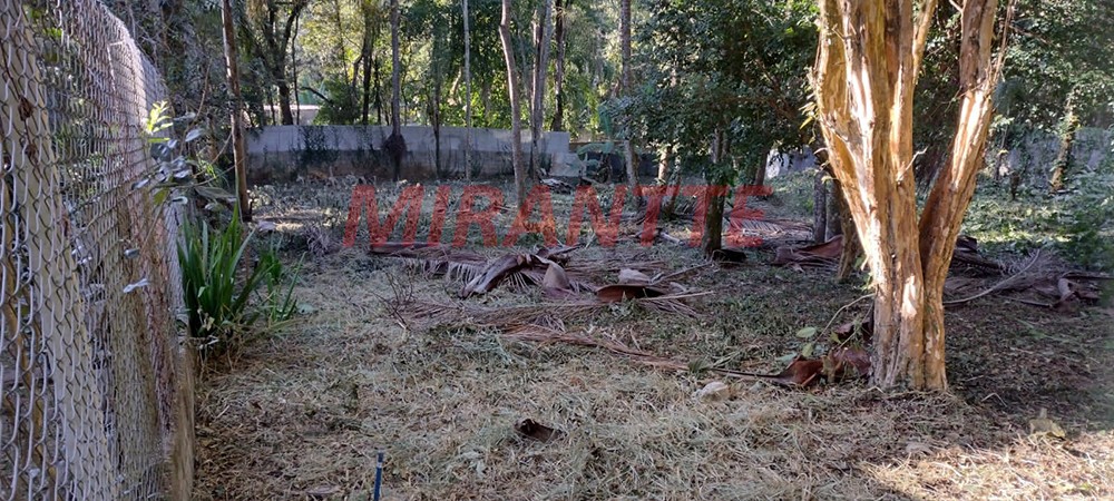Terreno de 860m² em Serra Da Cantareira