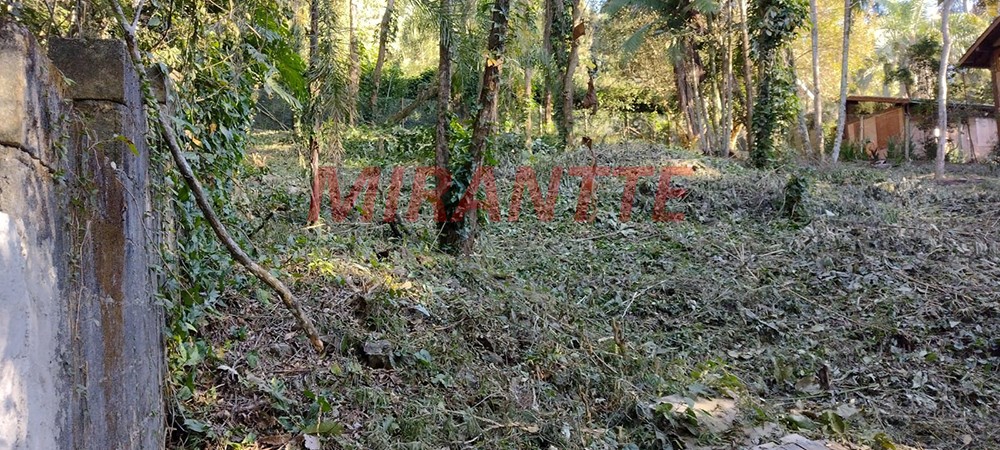 Terreno de 860m² em Serra Da Cantareira