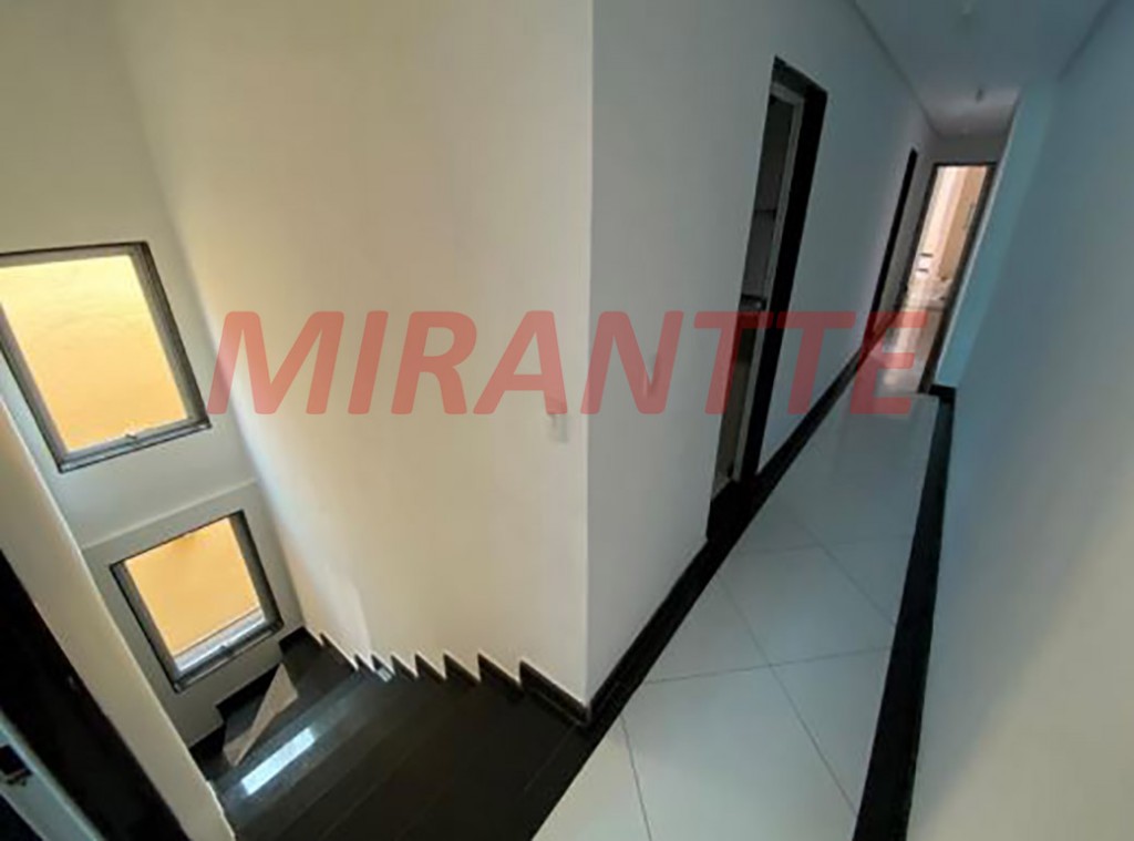 Sobrado de 196m² com 5 quartos em Nova Petropolis
