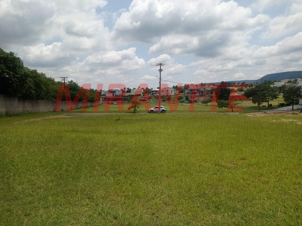 Terreno de 1032m² em Centro