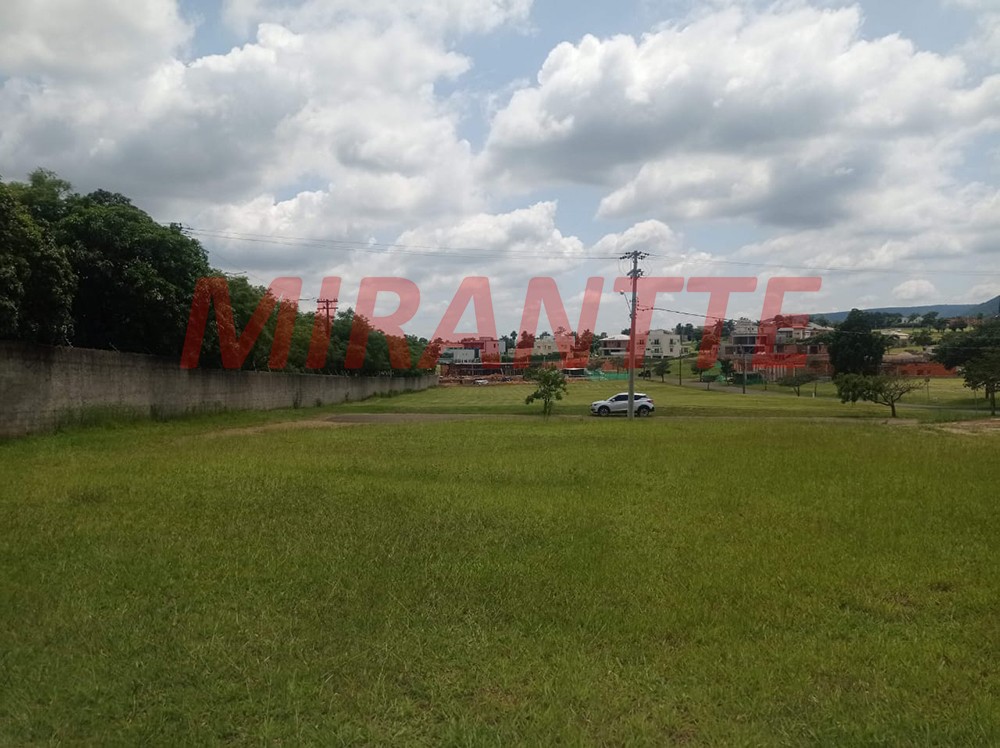 Terreno de 1032m² em Centro