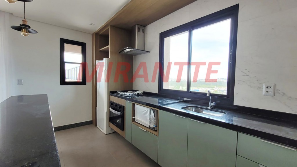 Apartamento de 36m² com 2 quartos em Vila das Palmeiras