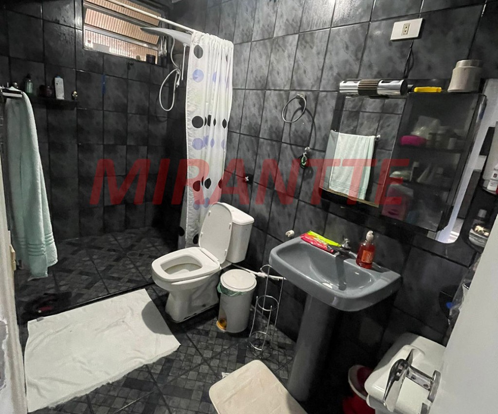 Sobrado de 250m² com 3 quartos em Super Quadra Morumbi