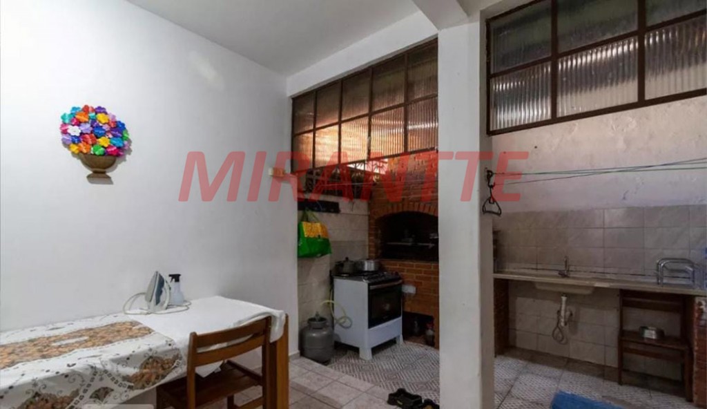 Sobrado de 250m² com 3 quartos em Super Quadra Morumbi