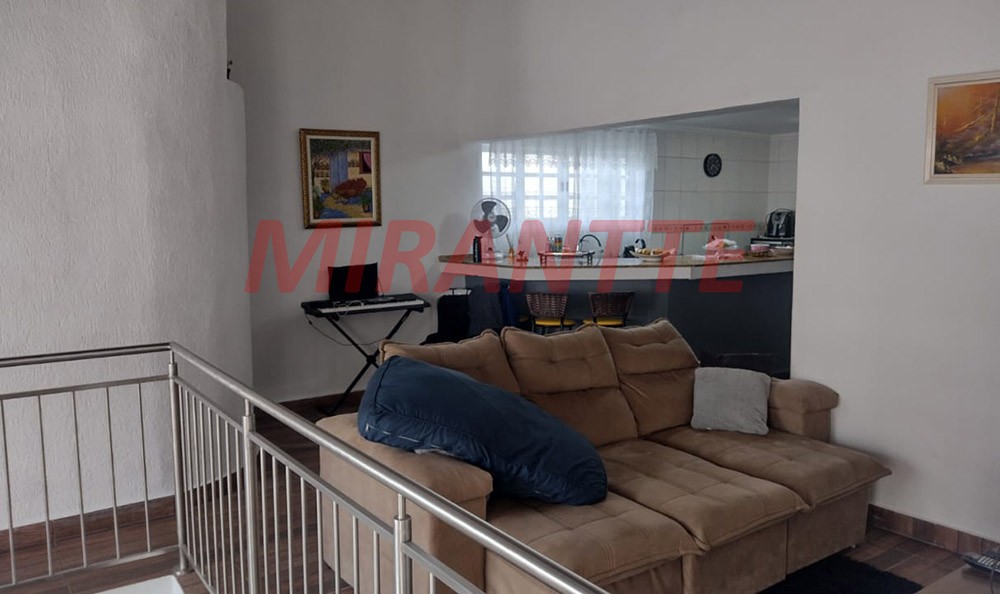 Sobrado de 355m² com 6 quartos em Jardim Guapíra