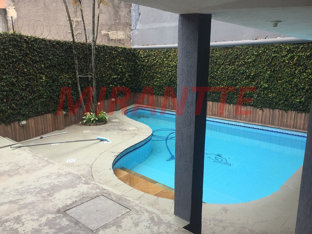 Sobrado de 355m² com 6 quartos em Jardim Guapíra