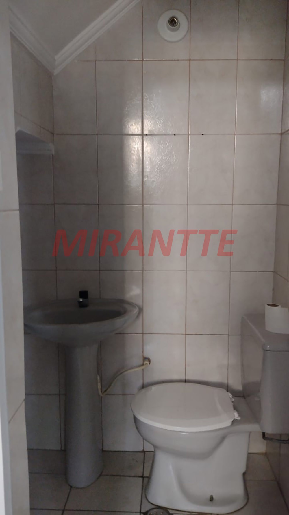 Sobrado de 355m² com 6 quartos em Jardim Guapíra