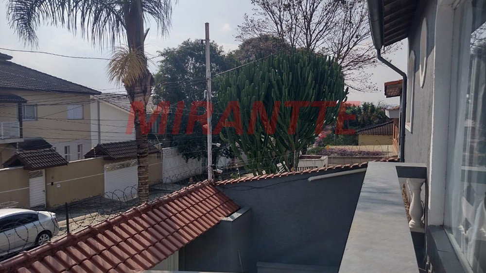 Sobrado de 355m² com 6 quartos em Jardim Guapíra