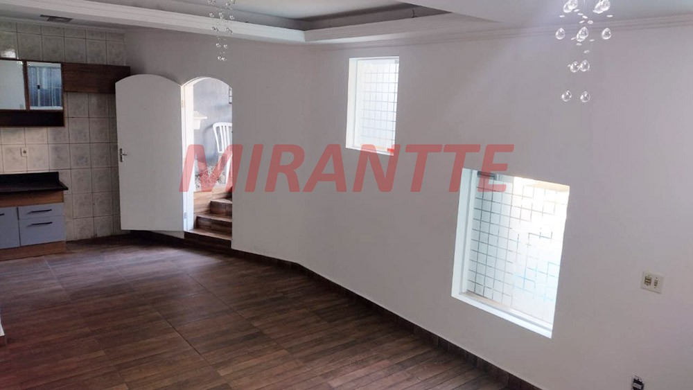 Sobrado de 355m² com 6 quartos em Jardim Guapíra