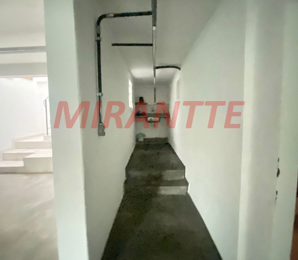 Casa terrea de 350m² com 6 quartos em Água Fria