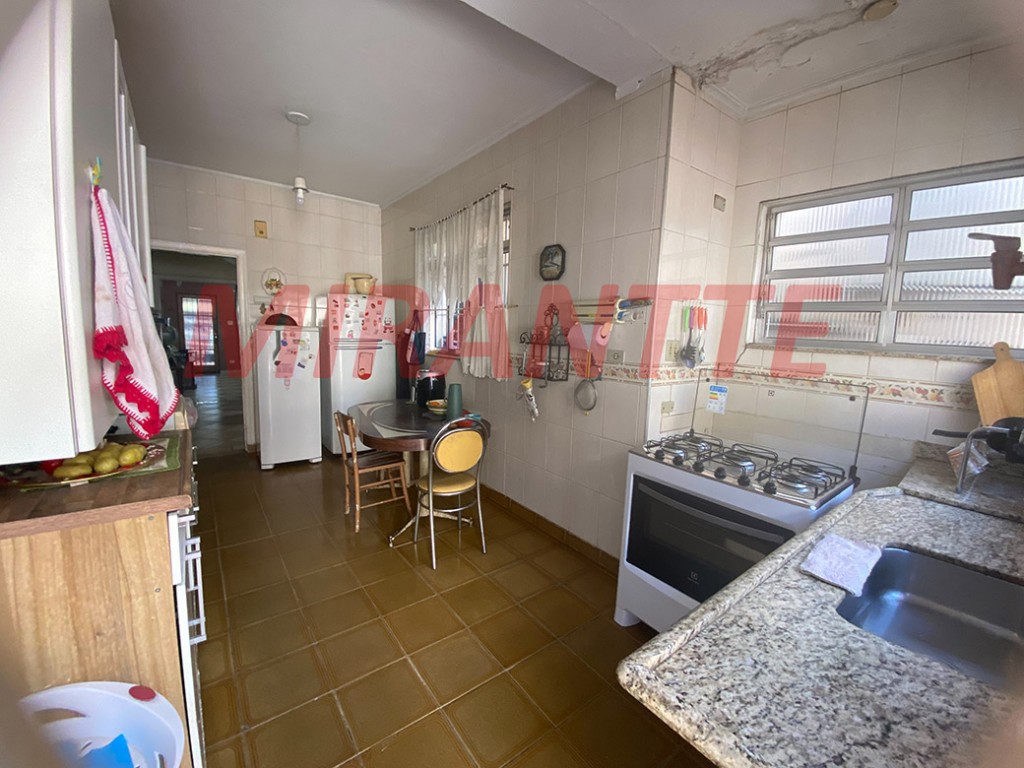 Sobrado de 200m² com 3 quartos em Pari