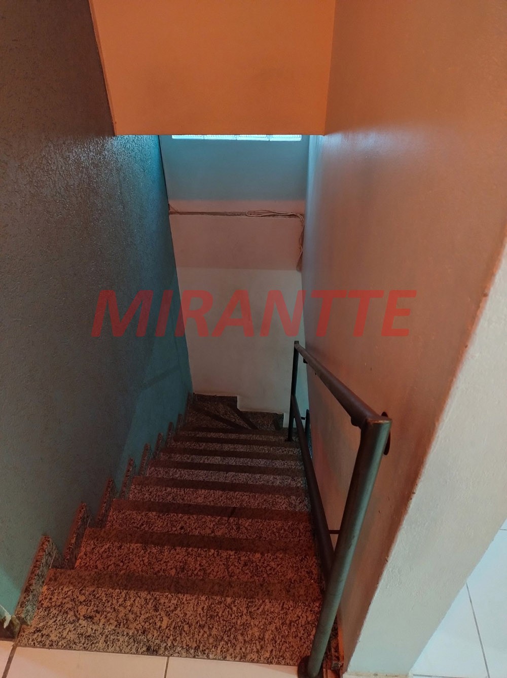 Sobrado de 306m² com 5 quartos em Jardim Adriana