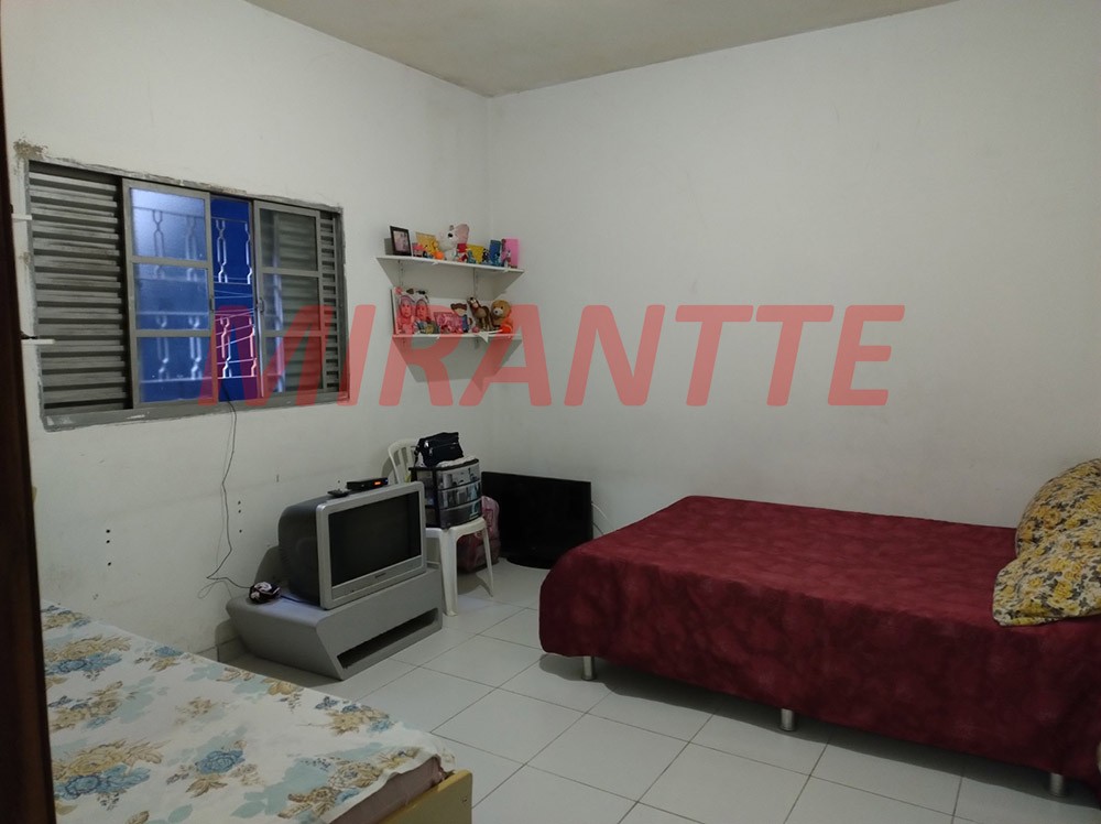 Sobrado de 306m² com 5 quartos em Jardim Adriana