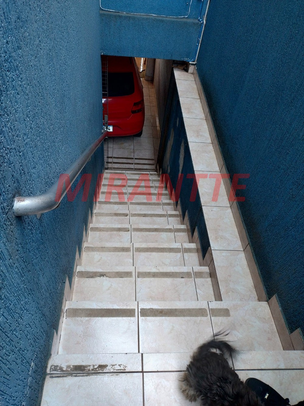 Sobrado de 306m² com 5 quartos em Jardim Adriana