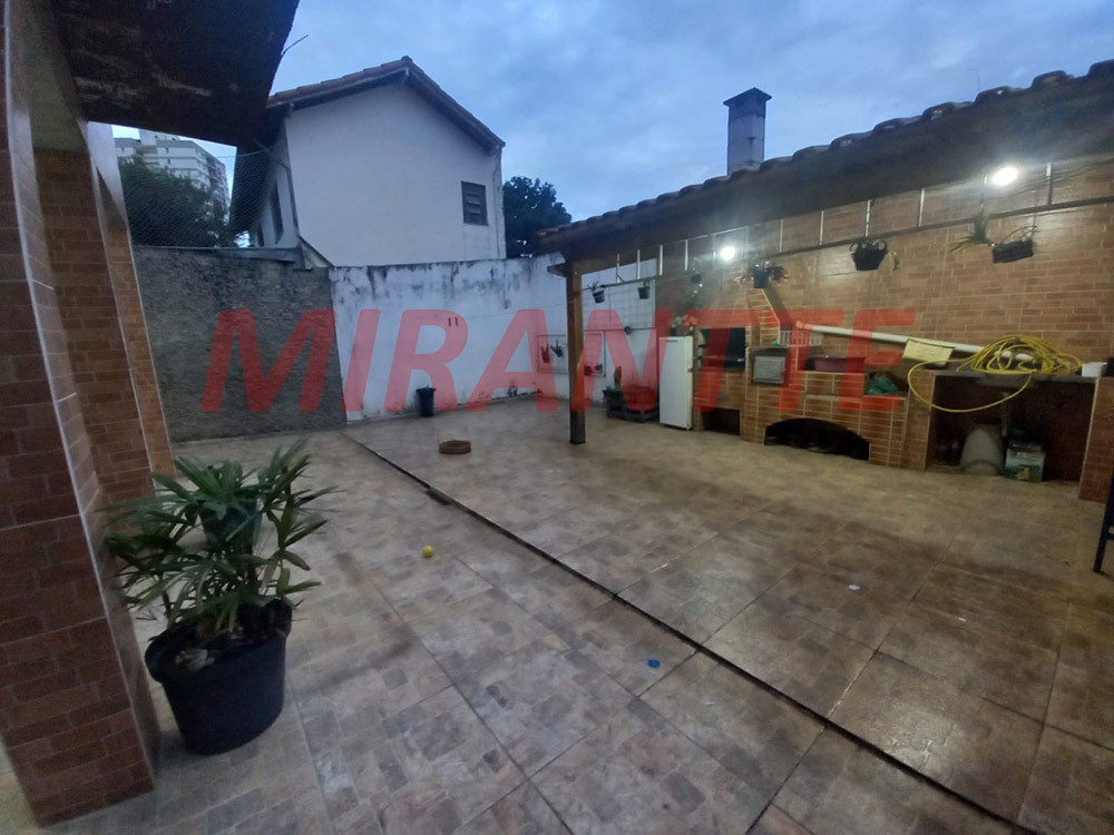 Casa terrea de 240m² com 4 quartos em Vila Aurora