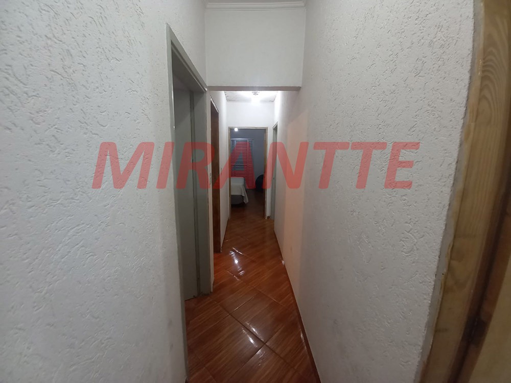 Casa terrea de 240m² com 4 quartos em Vila Aurora