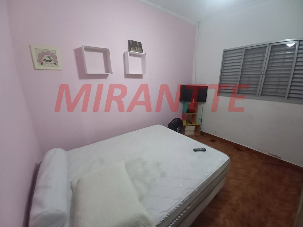 Casa terrea de 240m² com 4 quartos em Vila Aurora
