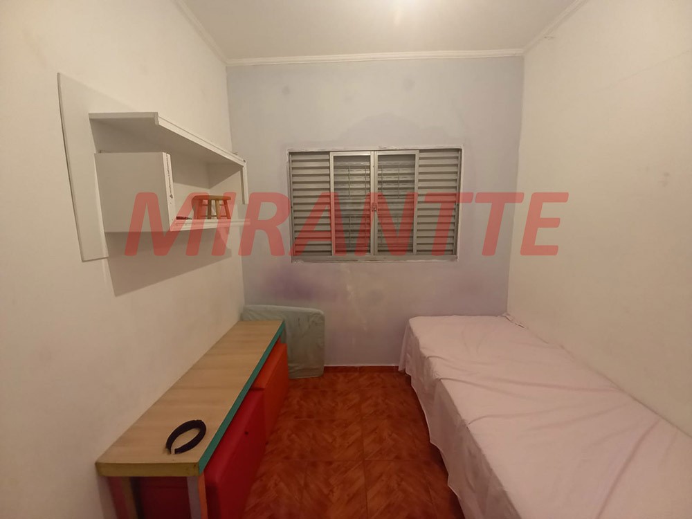 Casa terrea de 240m² com 4 quartos em Vila Aurora