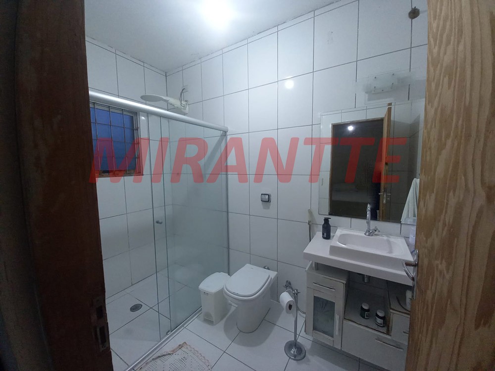 Casa terrea de 240m² com 4 quartos em Vila Aurora