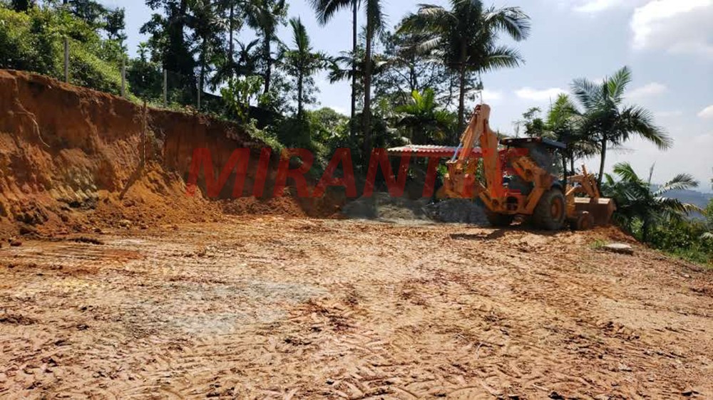 Terreno de 1000m² em Serra da Cantareira