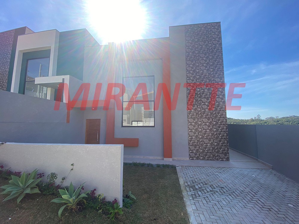 Sobrado de 119m² com 3 quartos em Centro – Mairiporã