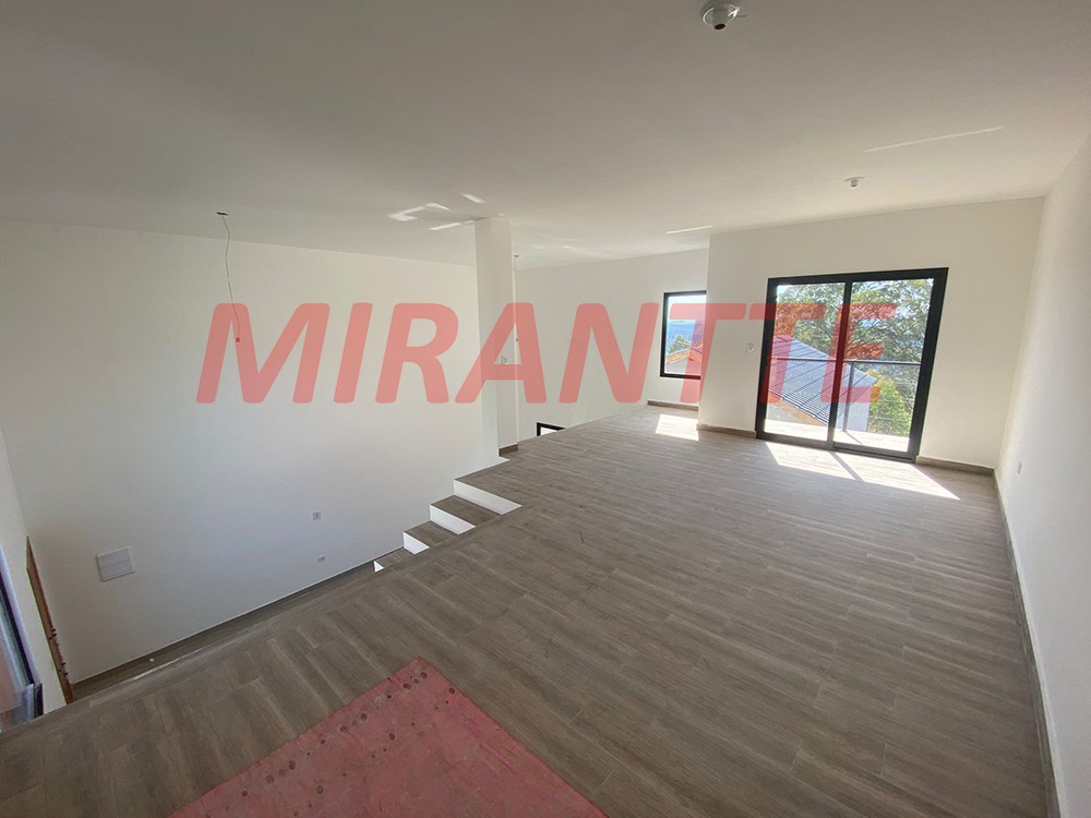 Sobrado de 119m² com 3 quartos em Centro – Mairiporã