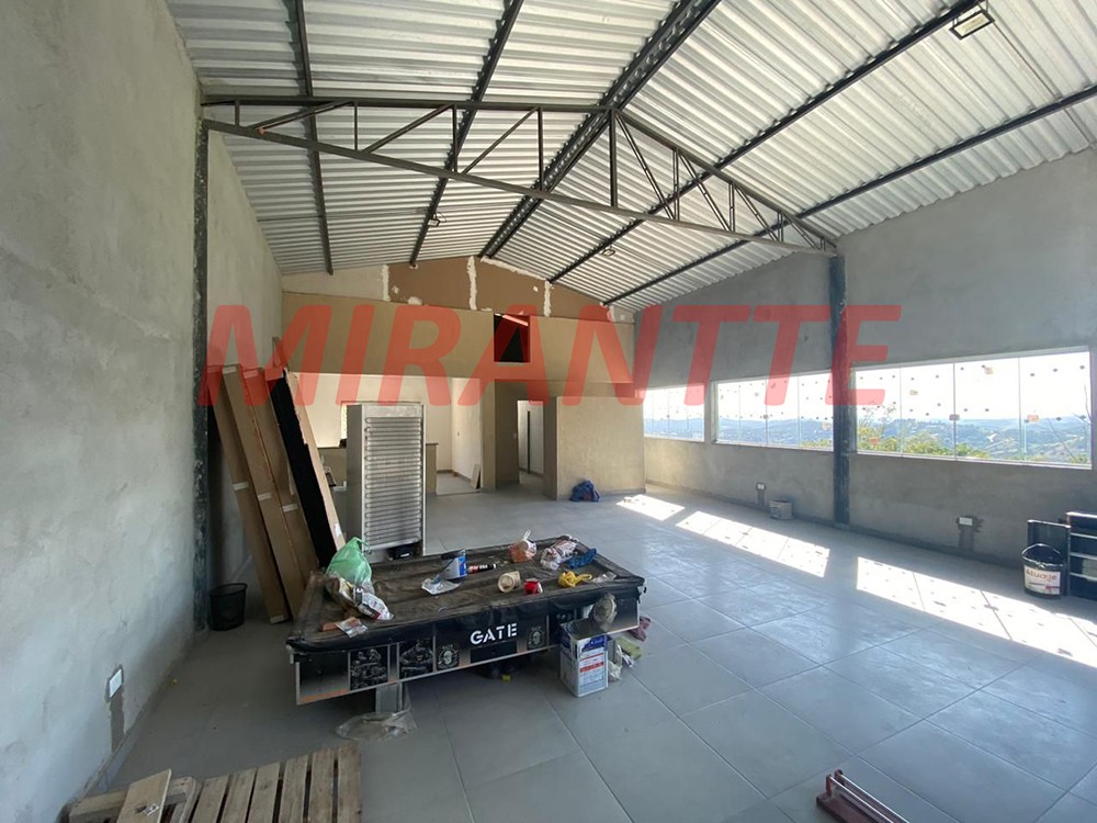 Casa terrea de 98m² com 2 quartos em Centro – Mairiporã