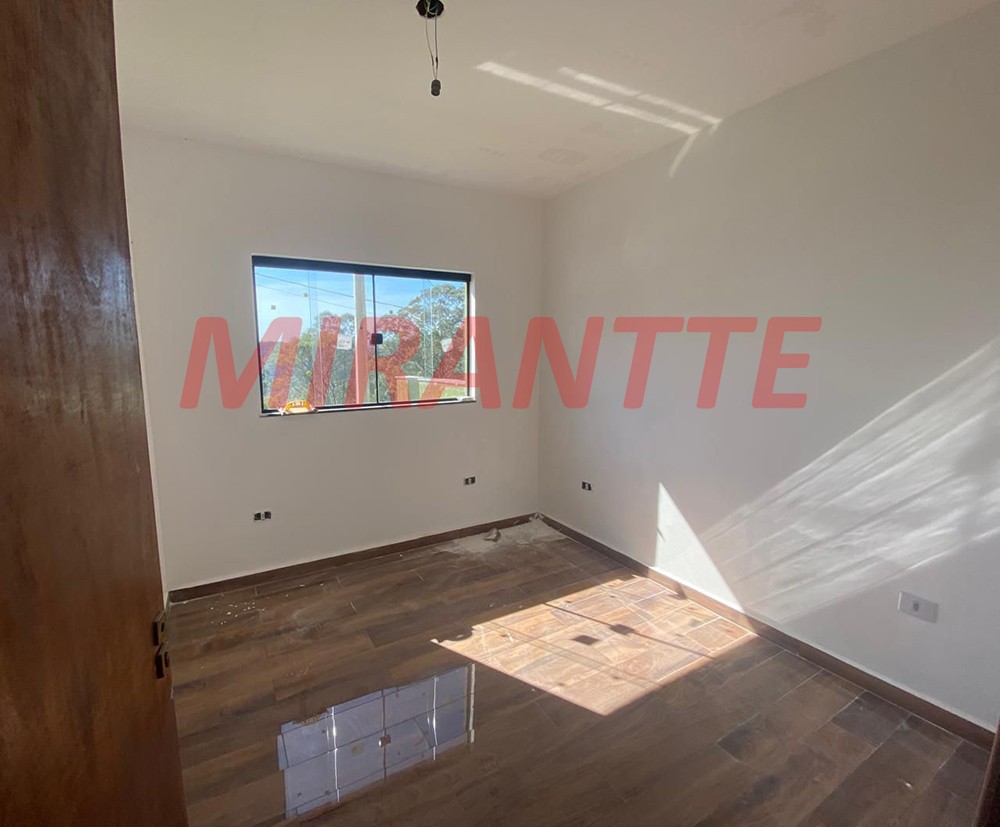 Casa terrea de 98m² com 2 quartos em Centro – Mairiporã