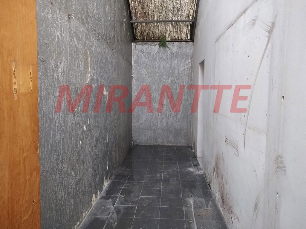 Comercial de 379m² em Santana