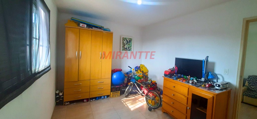 Casa terrea de 70m² com 2 quartos em Parque Casa De Pedra