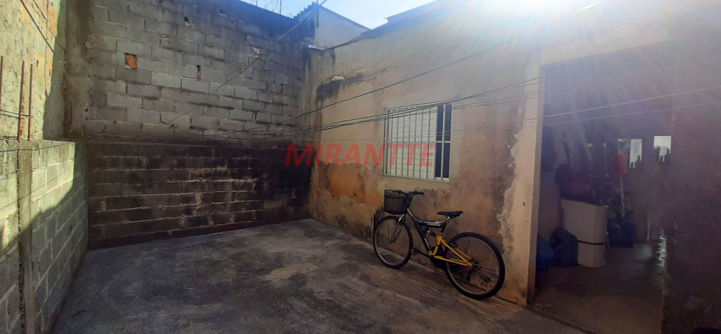 Casa terrea de 70m² com 2 quartos em Parque Casa De Pedra
