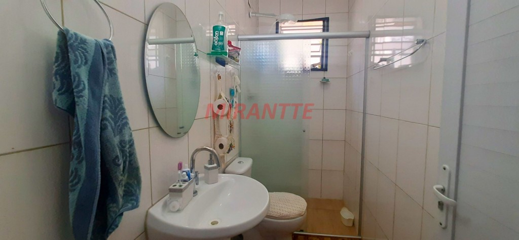 Casa terrea de 70m² com 2 quartos em Parque Casa De Pedra