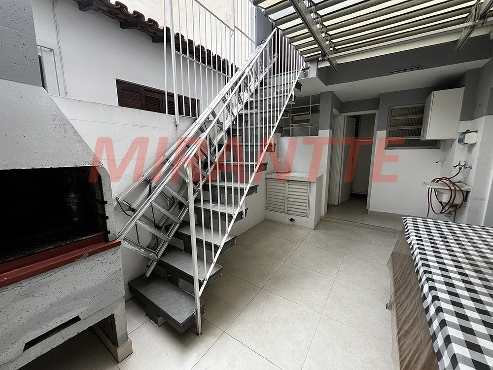 Sobrado de 268m² com 4 quartos em Jardim São Paulo