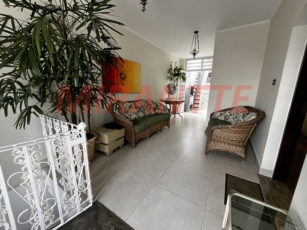Sobrado de 268m² com 4 quartos em Jardim São Paulo